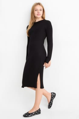 Knitted dress - ribbed