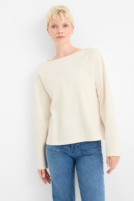 Long sleeve top