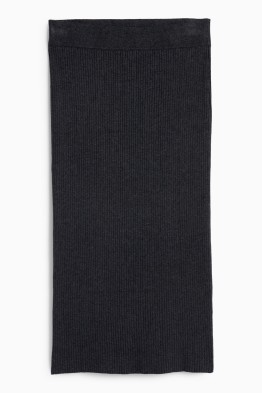 Fustă din tricot - reiată