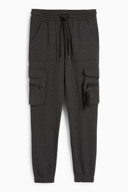 Pantaloni de trening - model cargo