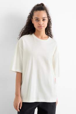 Tricou - supradimensionat