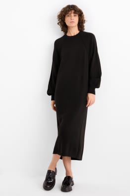 Rochie din tricot - straight fit