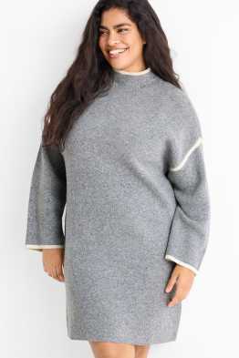 Rochie tricotată