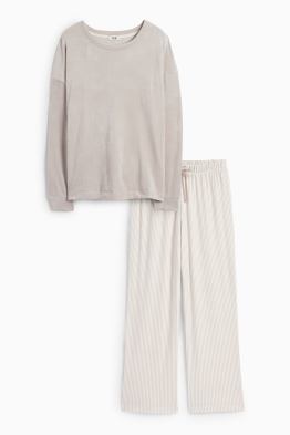 Pijama de iarnă