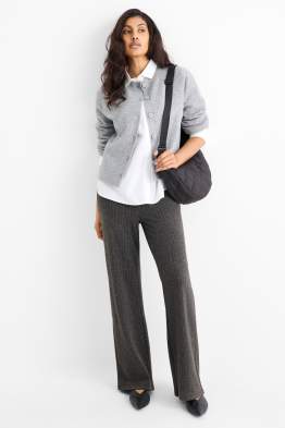 Pantaloni de trening - dungi fine