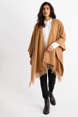 Poncho cu franjuri