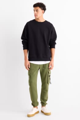 Pantaloni de trening cargo