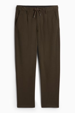 Chino - tapered fit