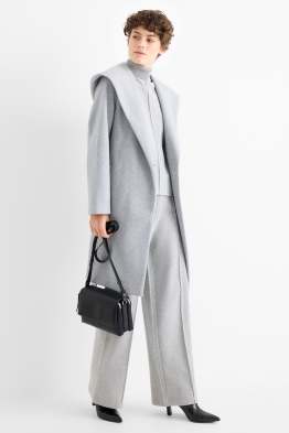 Pantaloni de trening din tricot