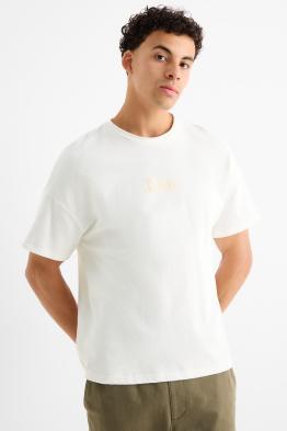 Tricou - supradimensionat