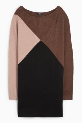Rochie tricotată - reiată