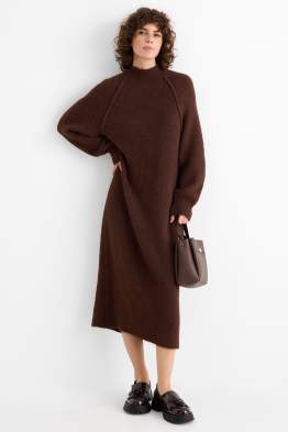 Rochie din tricot - straight fit