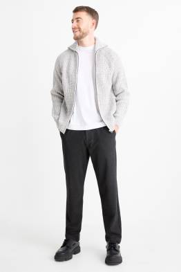 Chino - tapered fit