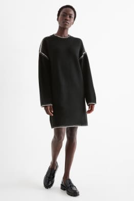 Rochie din tricot - straight fit