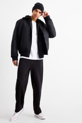 Pantaloni de trening