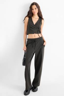 Pantaloni de trening - cu dungi fine