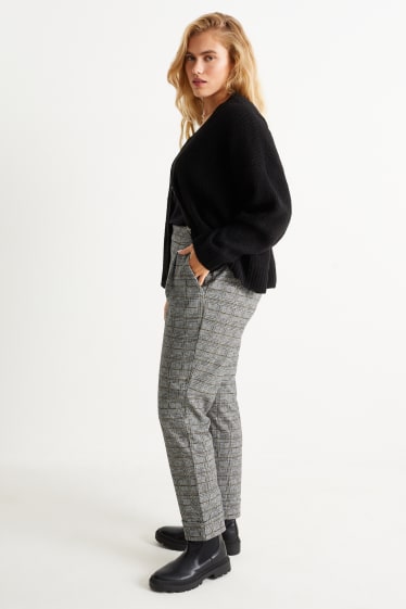 Femei - Pantaloni de stofă - talie înaltă - tapered fit - în carouri - gri