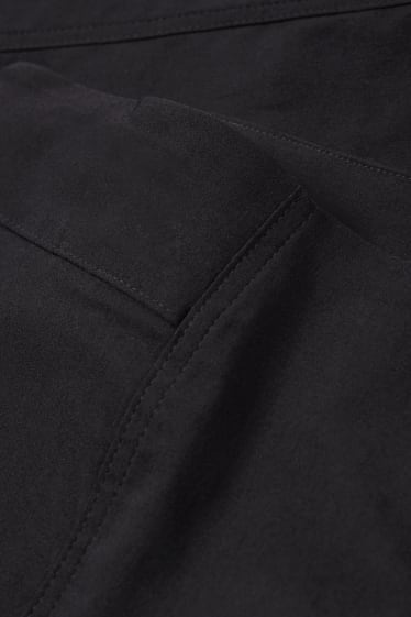 Femei - Pantaloni de stofă - talie înaltă - straight fit - LYCRA® - negru