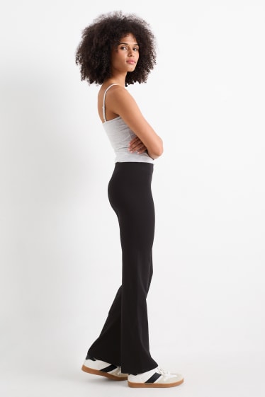 Women - Flared leggings - black
