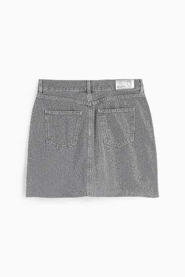 Femei - Fustă mini din denim cu ștrasuri - denim-gri