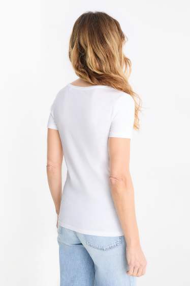 Femei - Tricou cu decolteu în V - slim fit - alb