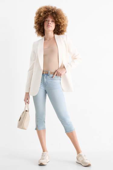 Femei - Jeans capri cu curea - talie medie - denim-albastru deschis