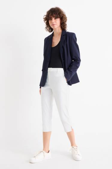 Femei - Pantaloni capri - talie medie - slim fit - alb