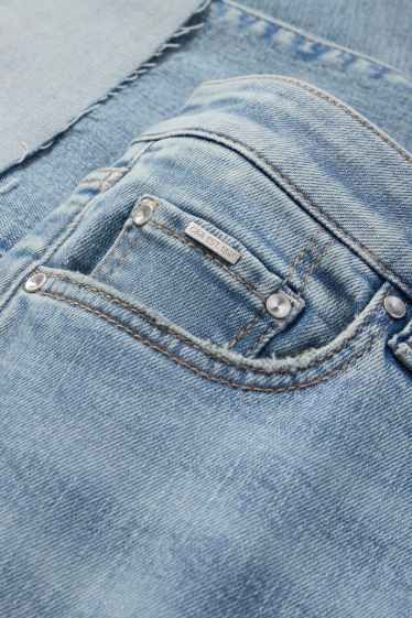 Femei - Crop straight jeans - talie medie - LYCRA® - denim-albastru deschis