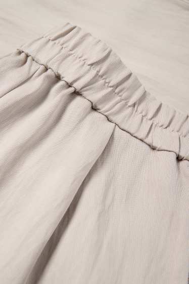 Femei - Pantaloni de stofă - talie medie - wide leg - gri