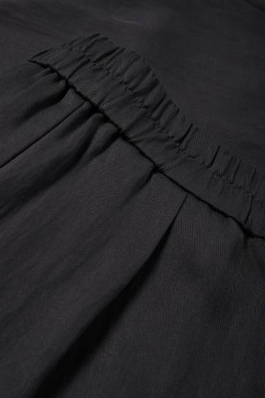 Femei - Pantaloni de stofă - talie medie - wide leg - negru