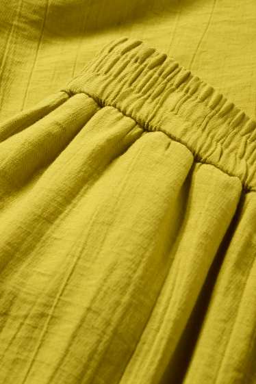 Femei - Pantaloni de stofă - talie înaltă - wide leg - kaki