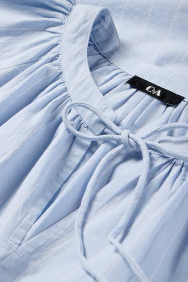 Femei - Rochie tip bluză - cu dungi - albastru deschis