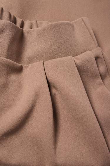 Femei - Pantaloni din jerseu - talie medie - palazzo - maro deschis