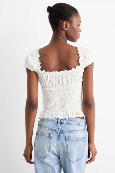 Femei - Top crop - broderie englezească - cu fronseuri - alb
