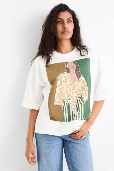 Femei - Tricou cu ștrasuri - supradimensionat - alb