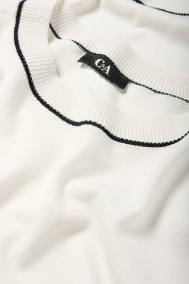Femei - Pulover din tricot fin - alb