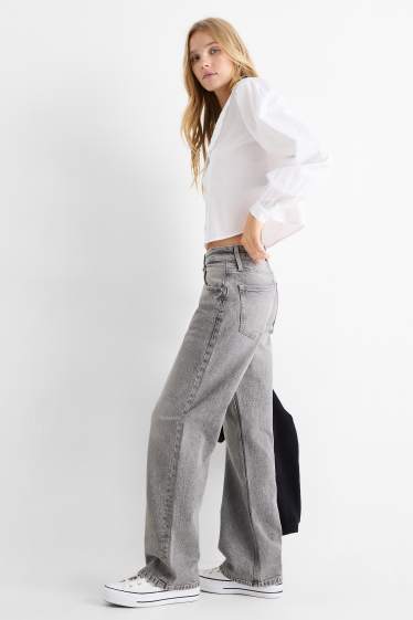 Femei - Baggy jeans - talie medie - denim-gri deschis