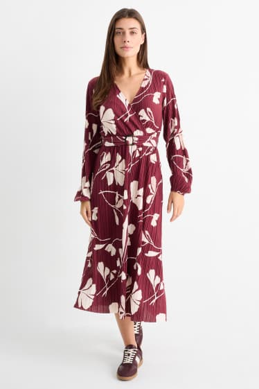 Femei - Rochie petrecută plisată cu curea - cu flori - bordo