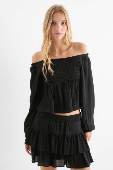 Women - Cropped blouse - smocked - black