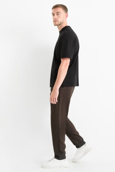 Bărbați - Chino - tapered fit - structurat - maro închis