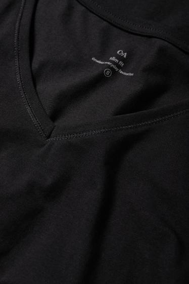 Femei - Tricou cu decolteu în V - slim fit - negru