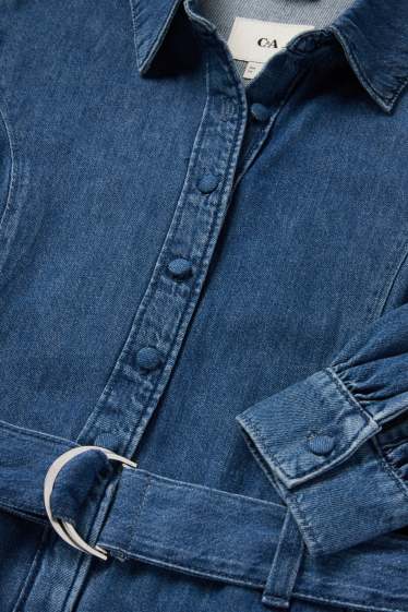 Femei - Salopetă din denim cu curea - denim-albastru