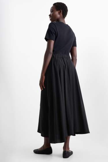 Dámské - Sukně - černá