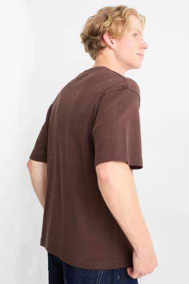 Bărbați - Tricou - relaxed fit - reiat - maro închis