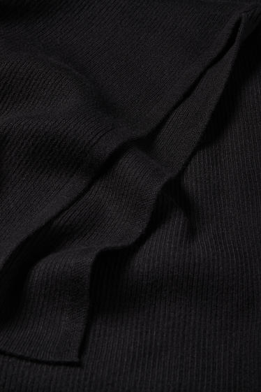 Femei - Rochie bodycon - reiată - negru