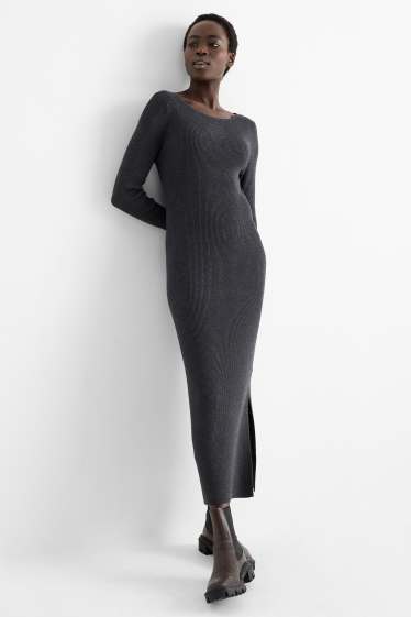 Femei - Rochie bodycon - reiată - gri închis