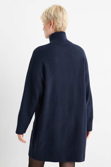Femei - Rochie din tricot - albastru închis
