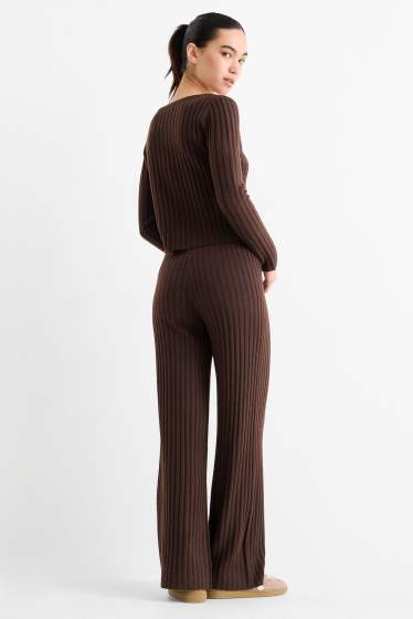 Women - Knitted trousers - low-rise waist - ribbed - dark brown