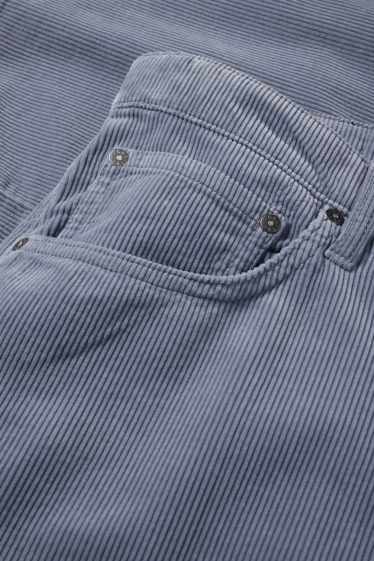 Bărbați - Pantaloni din catifea reiată - relaxed fit - albastru deschis
