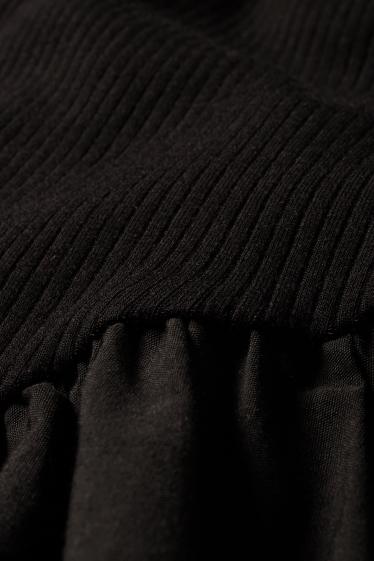 Femei - Rochie în A - negru